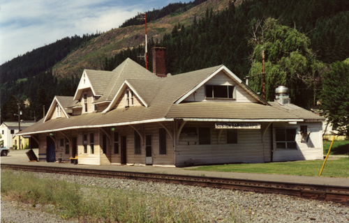 Image of railway station