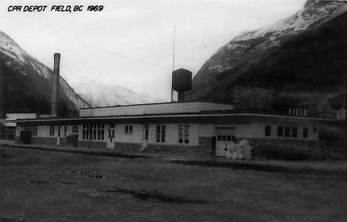 Image of railway station