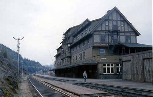 Image of railway station