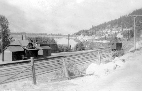 Image of railway station