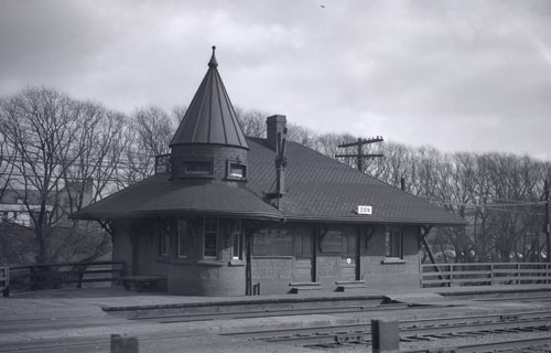 Don CN and CPR Station