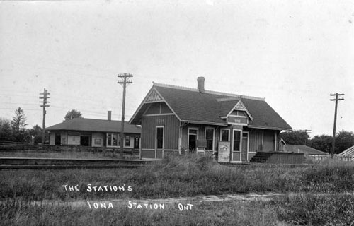 Iona MC and PMR Station