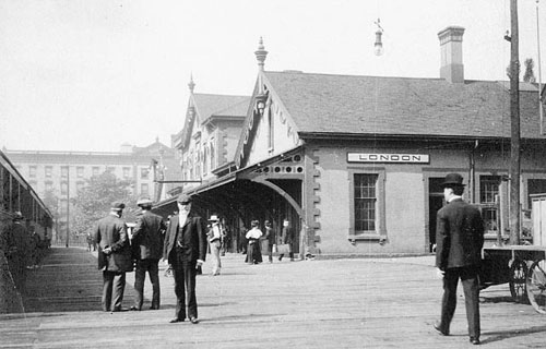 London GWR Station