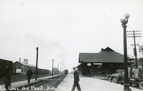 Image of railway station